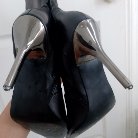 Steve Madden Leather Calf Heel Boots - Picture 12 of 15